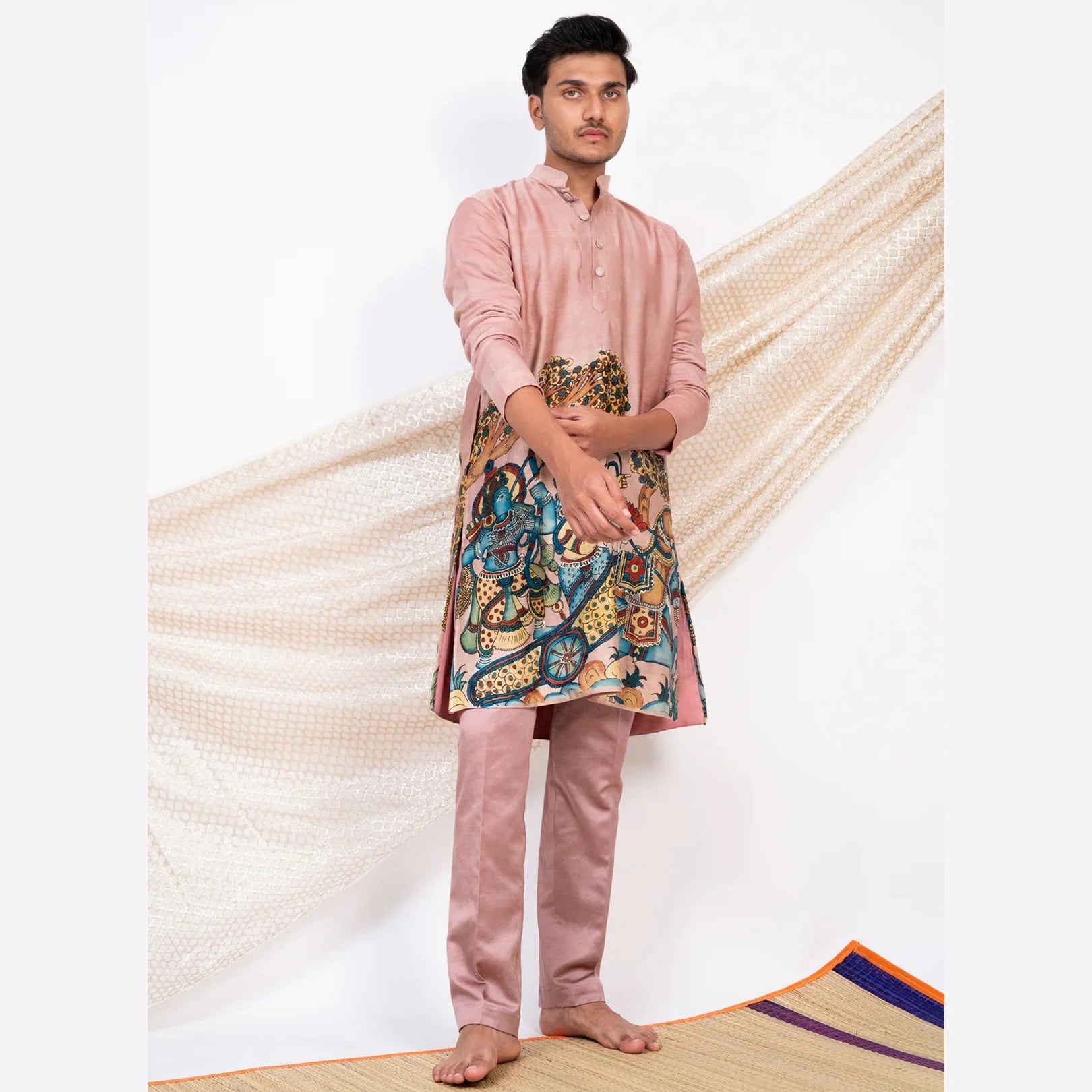 Gulnaar Kurta